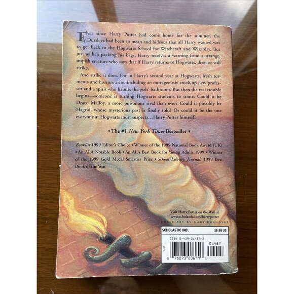 Harry Potter And The Chamber Of Secrets Book. Paperback Preowned - Picture 2 of 3